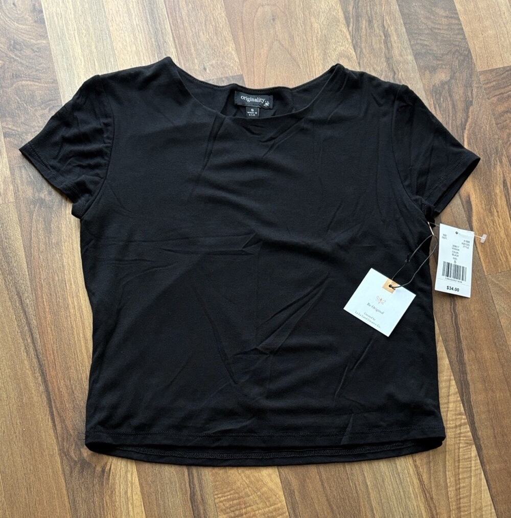 Originality Woman’s Size S Black Short Sleeve Women's Tee NWT